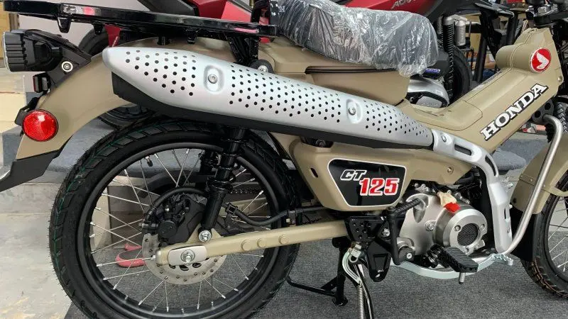 Honda CT125 32