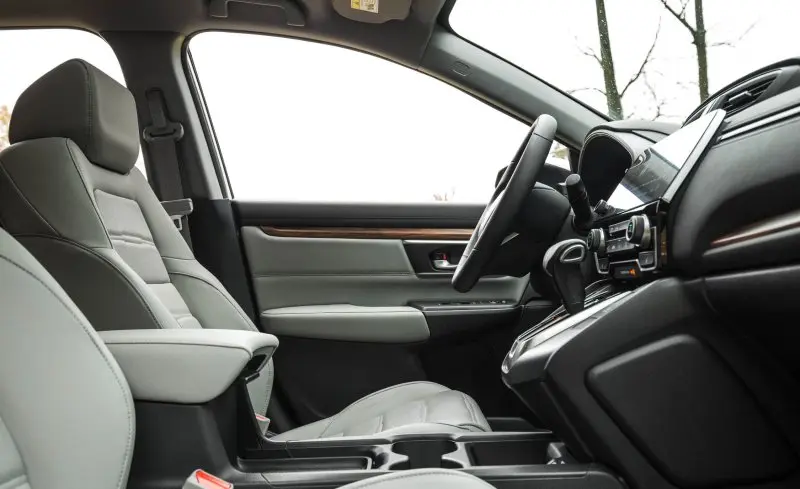 Nội thất sang trọng của xe Honda CR-V 6