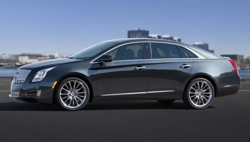 Ngoại thất bắt mắt của xe Cadillac XTS 1