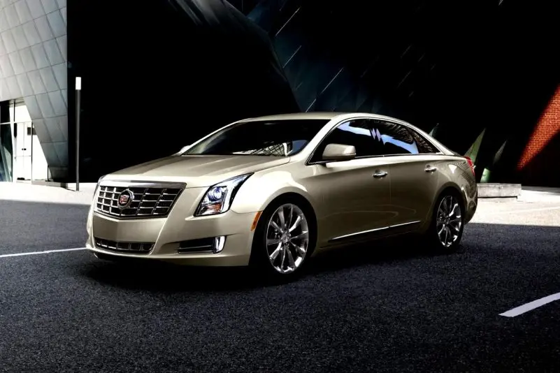 Ngoại thất bắt mắt của xe Cadillac XTS 27