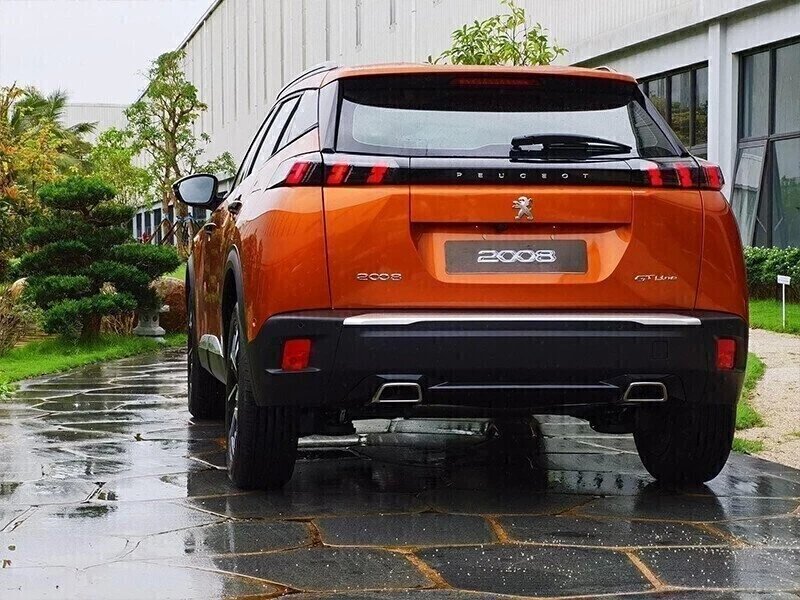 Các phiên bản của dòng xe Peugeot 2008 4