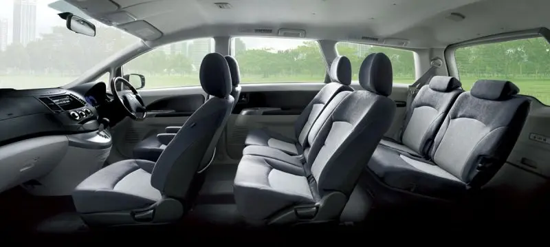 Ngắm nhìn hình ảnh xe Mitsubishi Grandis ấn tượng 10