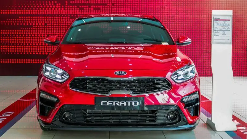 Hình ảnh xe Kia Cerato màu sắc sống động 29