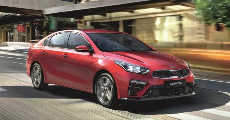 Hình ảnh xe Kia Cerato màu sắc sống động 4