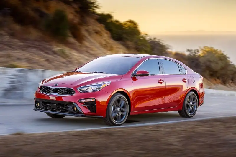 Hình ảnh xe Kia Cerato màu sắc sống động 42