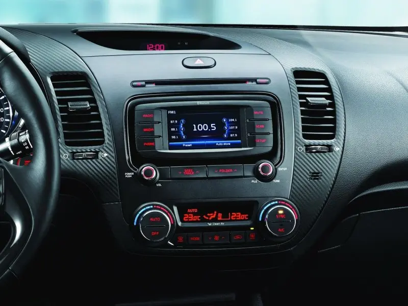 Thư viện hình ảnh xe Kia Cerato mới nhất 10