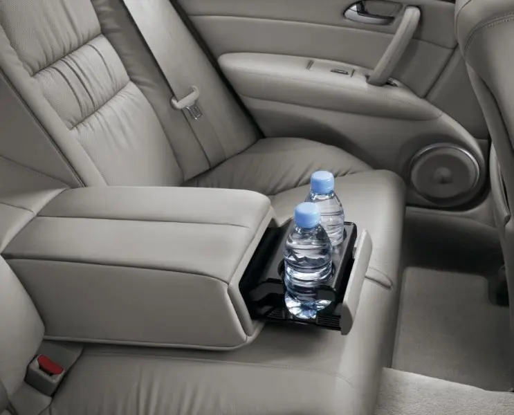 Ảnh xe Honda Legend chụp gần chi tiết nhất 7