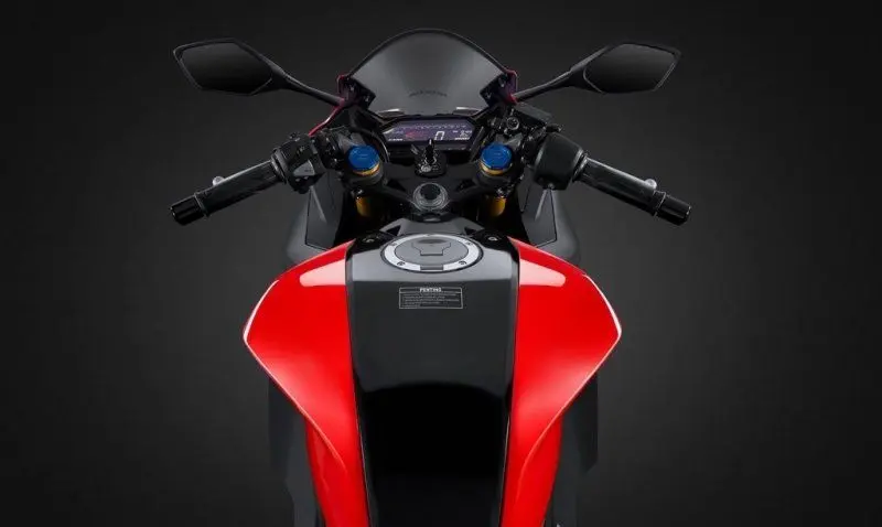 Honda CBR150R 51 Honda CBR150R 51