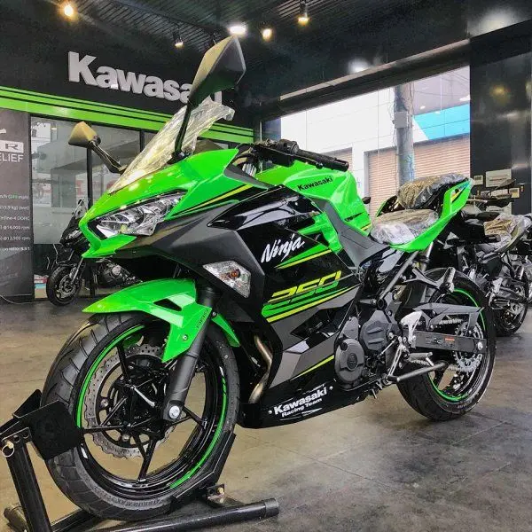 Kawasaki Ninja 250 22