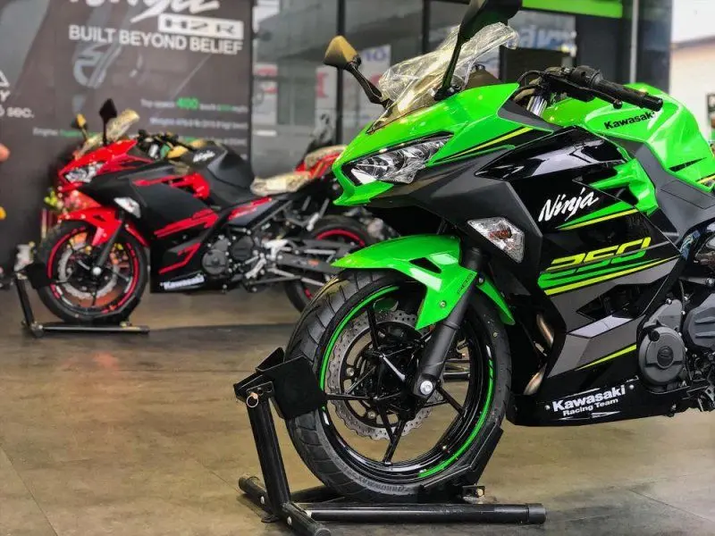 Kawasaki Ninja 250 24