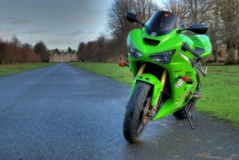 Kawasaki Ninja ZX-6R 18