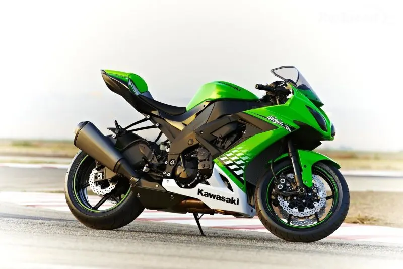 Kawasaki Ninja ZX10-R 40