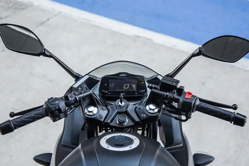 Ảnh chi tiết xe Suzuki Gixxer SF 250 6