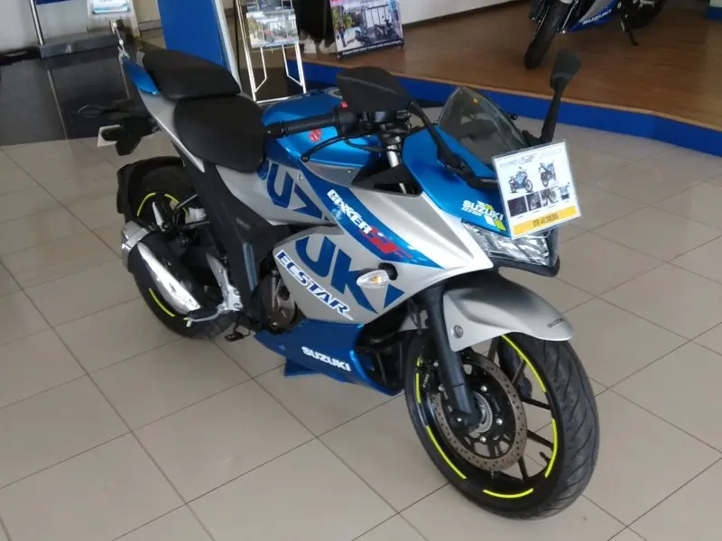 Ảnh xe Suzuki Gixxer SF 250 từ nhiều góc độ 6