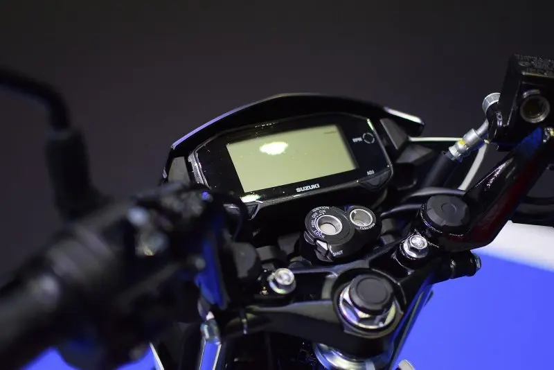 Ảnh chi tiết xe máy Raider R150 6