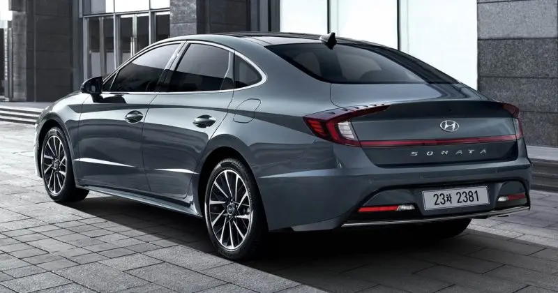 Thiết kế ngoại thất sang trọng của xe Hyundai Sonata 14