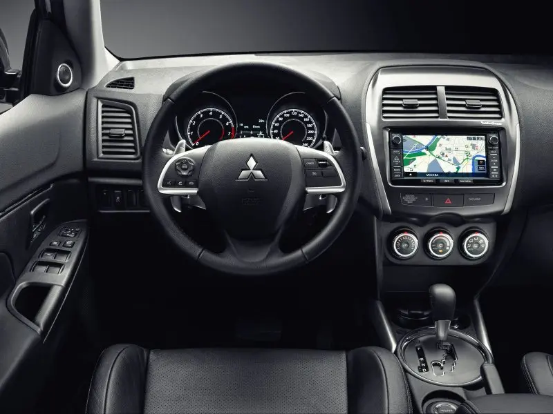 Chiêm ngưỡng ảnh Mitsubishi ASX Cross đẹp mắt 17