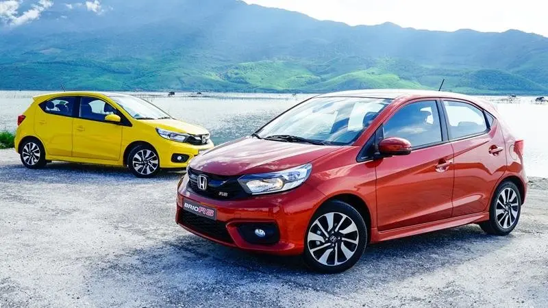 Hình ảnh chi tiết ngoại thất xe Honda Brio 16