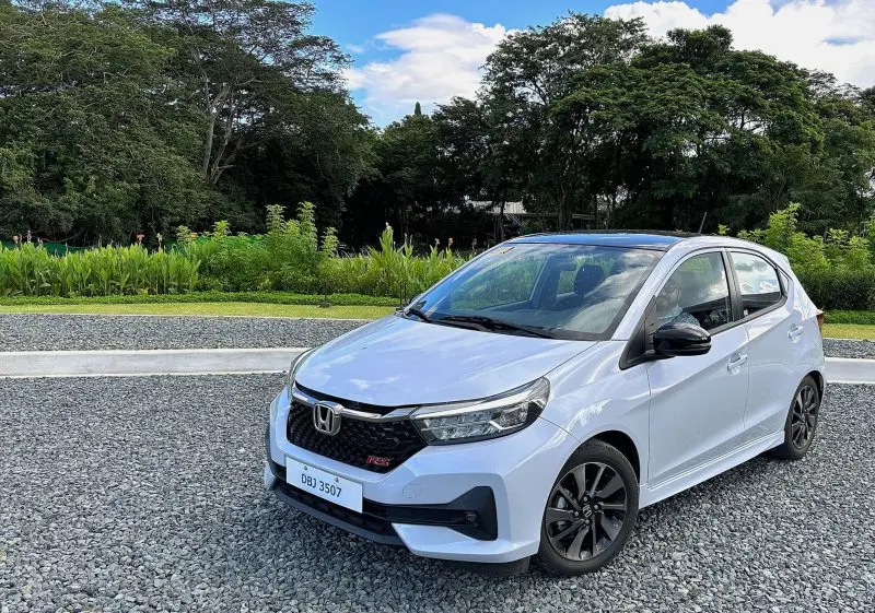 Hình ảnh chi tiết ngoại thất xe Honda Brio 23