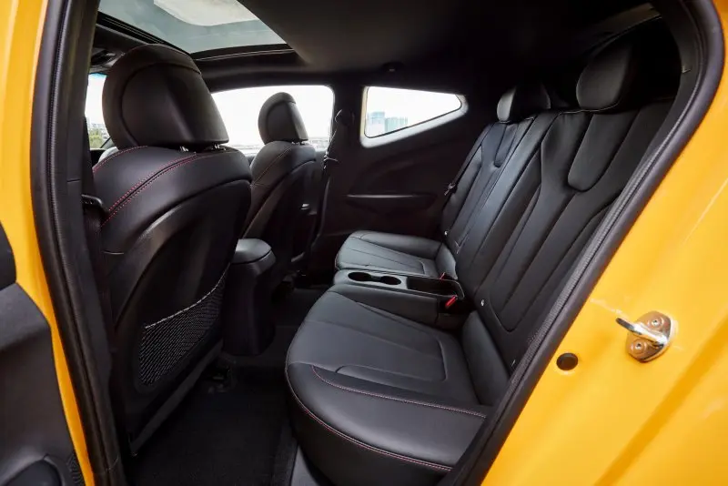 Thư viện hình ảnh xe Hyundai Veloster chất lượng 13