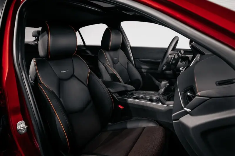 Bộ sưu tập ảnh xe Cadillac CT4-V từ mọi góc độ 10