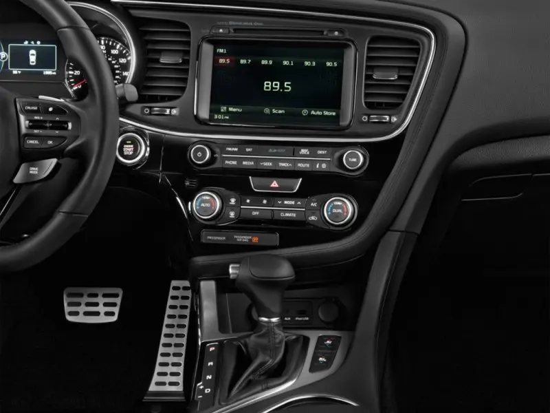 Nội thất xe Kia Optima cực chi tiết 4