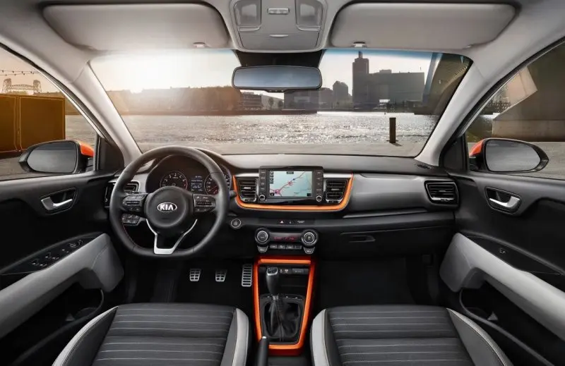 Ảnh xe Kia Stonic chi tiết từng góc cạnh 7