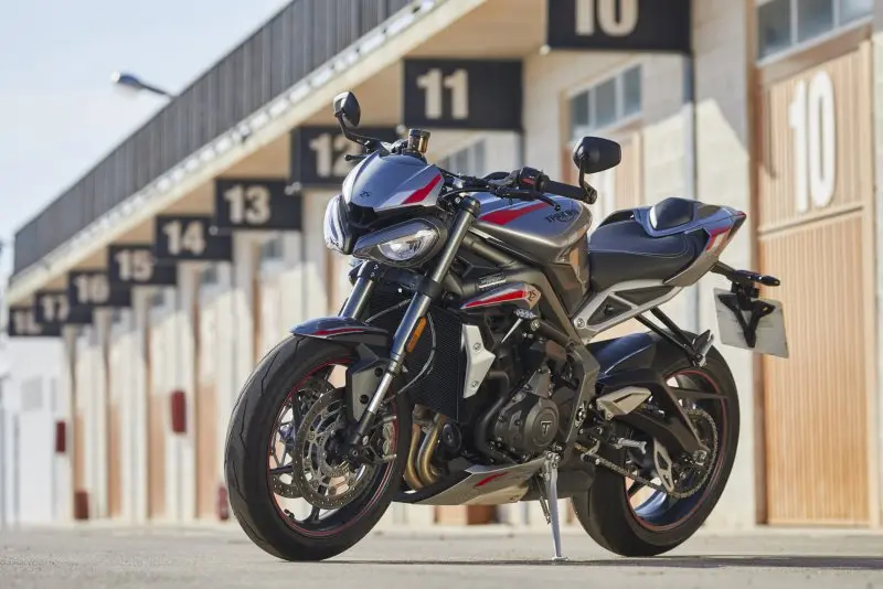 Hình ảnh chi tiết xe Triumph Street Triple 22