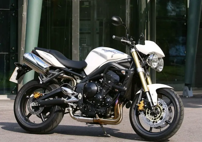 Ảnh xe Triumph Street Triple độc đáo 9