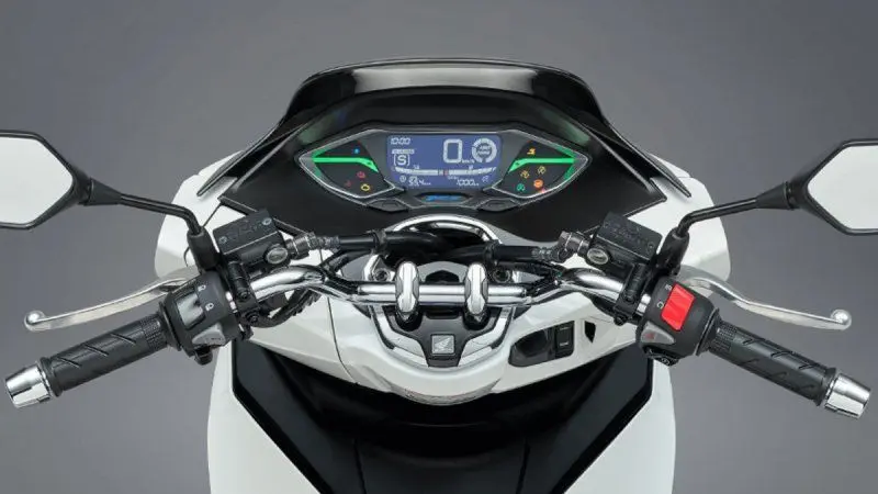 Honda PCX160 36
