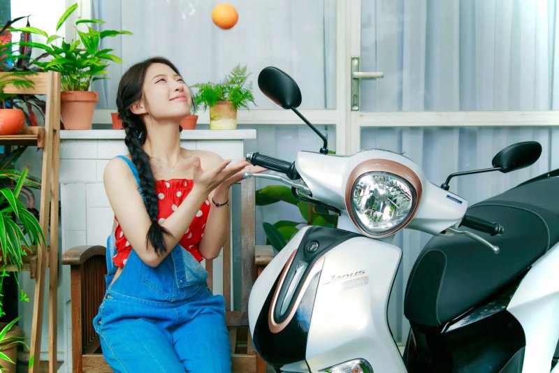 Ảnh xe máy Yamaha Janus ấn tượng 3