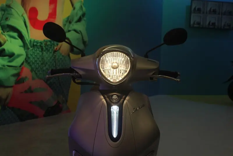 Ảnh chi tiết xe máy Yamaha Janus 12