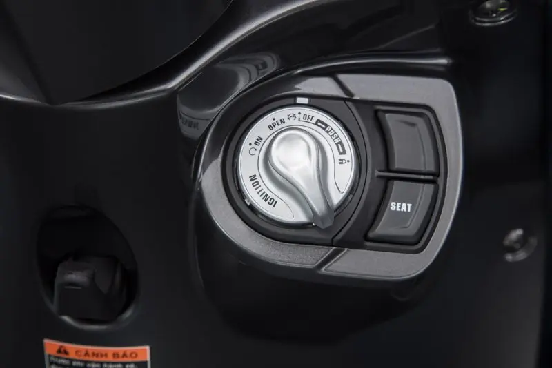 Ảnh chi tiết xe máy Yamaha Janus 22