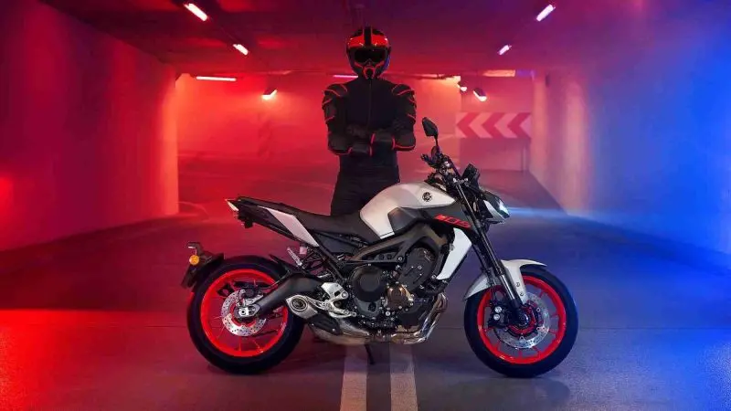 Ảnh xe máy Yamaha MT-09 ấn tượng 11