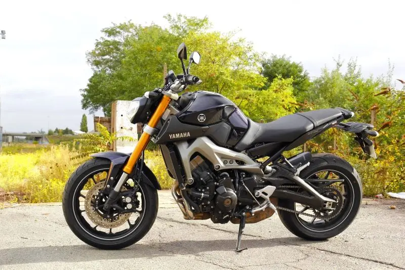 Ảnh xe máy Yamaha MT-09 ấn tượng 12