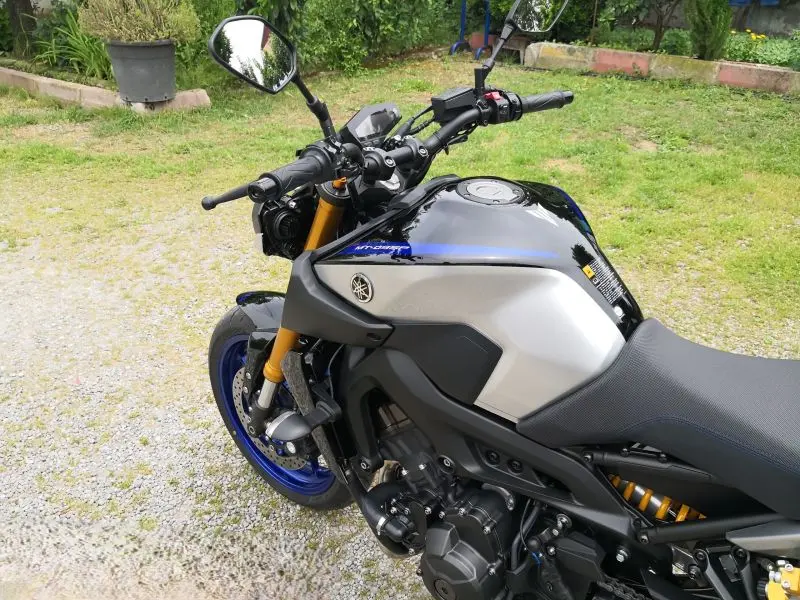 Ảnh chi tiết xe máy Yamaha MT-09 9