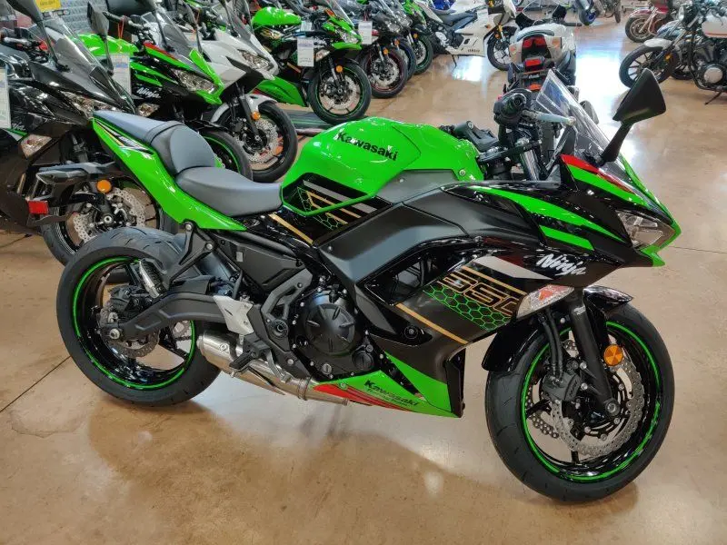 Kawasaki Ninja 650 18