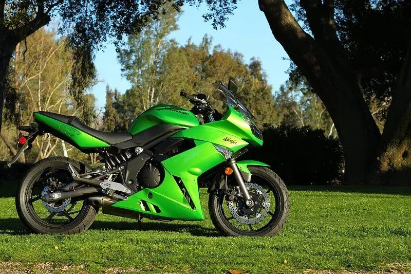 Kawasaki Ninja 650 33