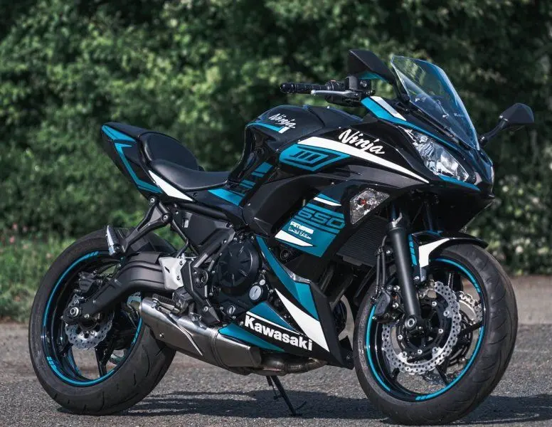 Kawasaki Ninja 650 39