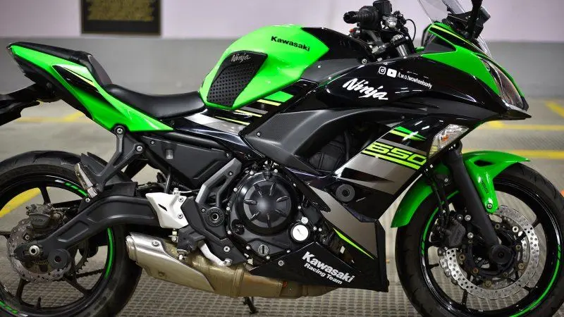 Kawasaki Ninja 650 40