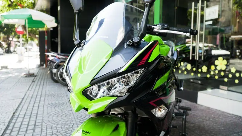Kawasaki Ninja 650 30