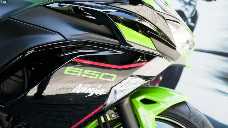 Kawasaki Ninja 650 32