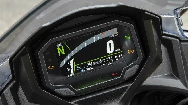 Kawasaki Ninja 650 43