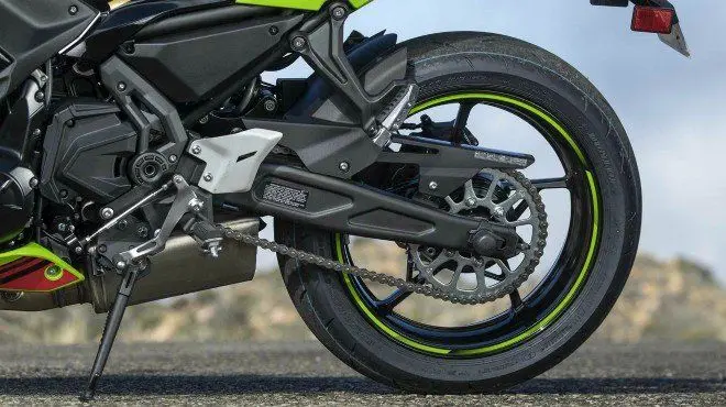 Kawasaki Ninja 650 46