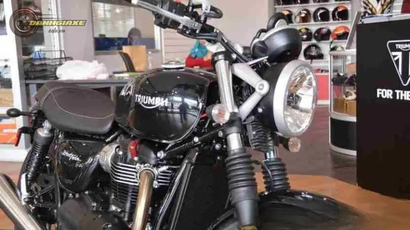 Triumph Street Twin 5