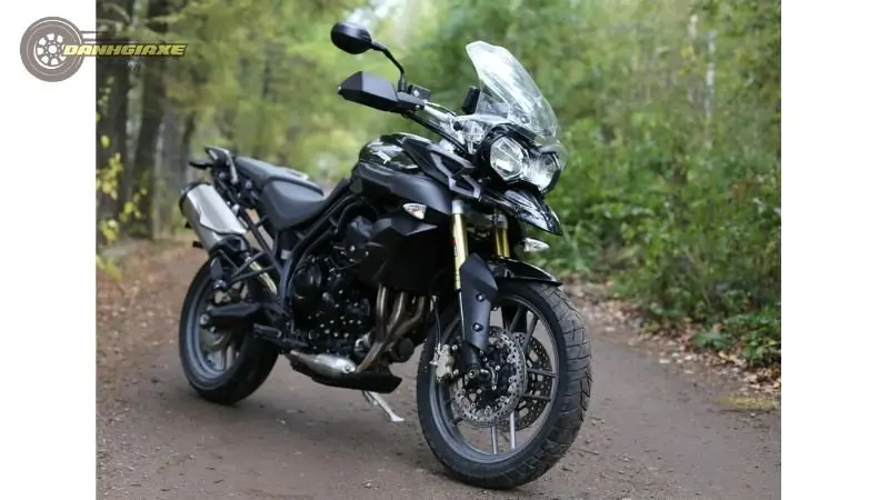 Triumph Tiger 800 1