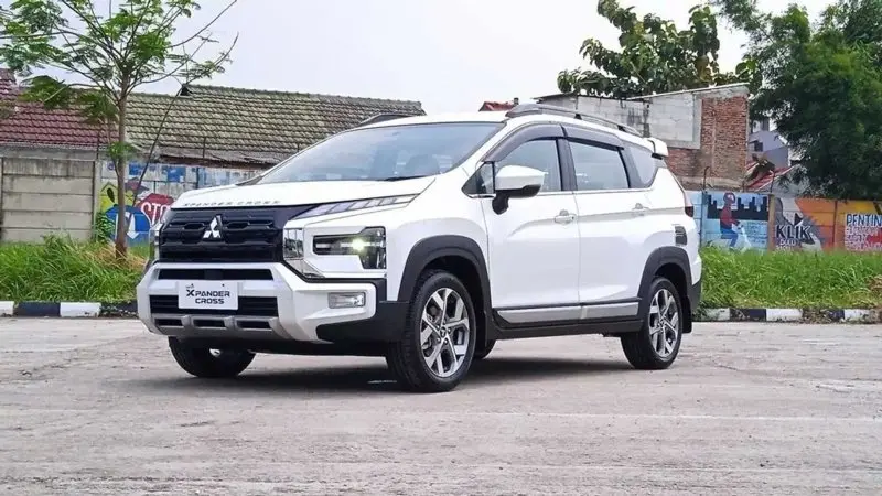 Tải ảnh xe Xpander Cross từ mọi góc độ 21