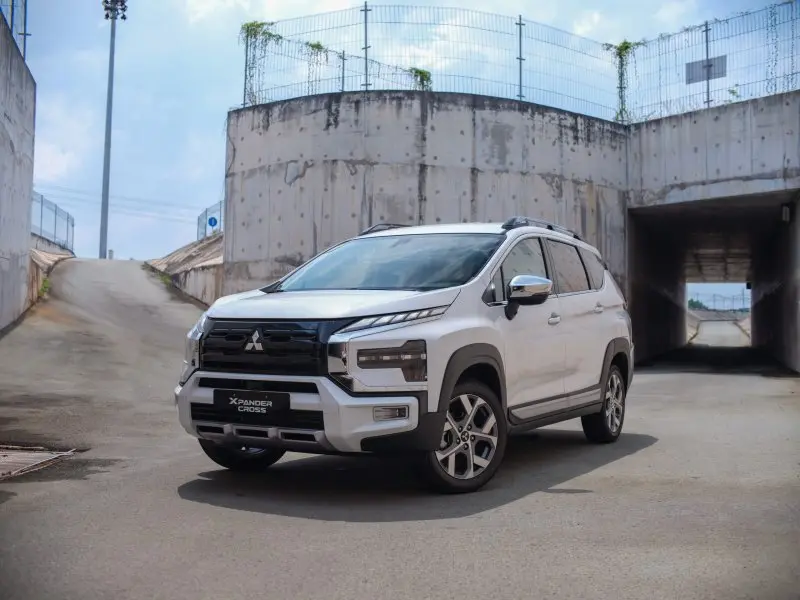 Tải ảnh xe Xpander Cross từ mọi góc độ 34