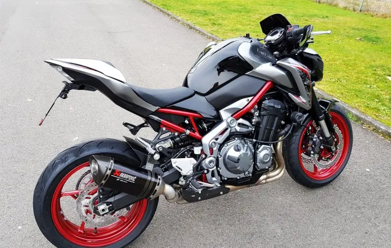 Kawasaki Z900 40