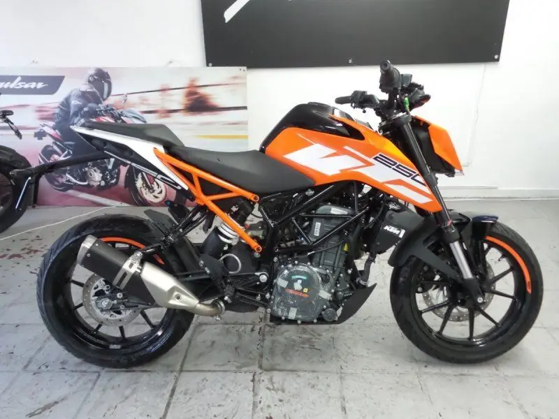 KTM RC 390 33